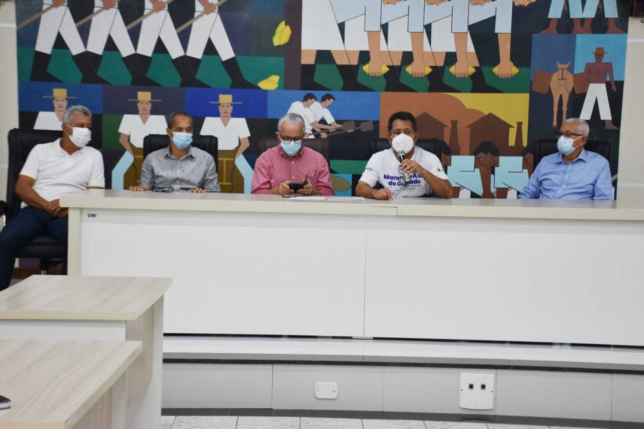 Camacã: Secretário do Estado Josias Gomes visita Camacã e assina convênios com o CIMA